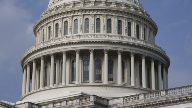 Read more about the article US set to impose new tariffs on 60 trading partners
