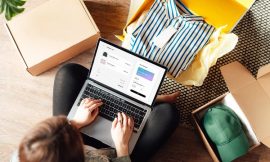 UK retail sales rise due to heatwave and online shopping