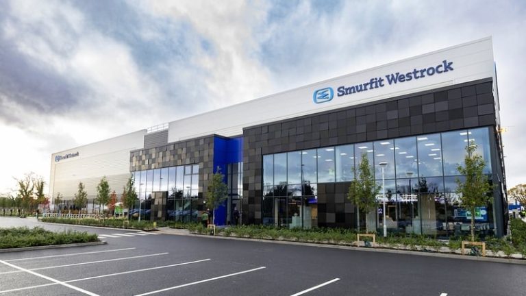 Read more about the article Smurfit Westrock downgrades guidance on freight costs