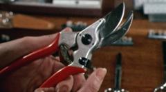 1975:-the-world’s-first-shop-for-left-handers