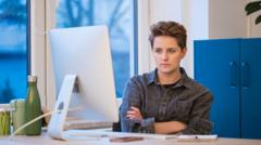virtual-interviews-don’t-show-bosses-your-personality,-says-burnham