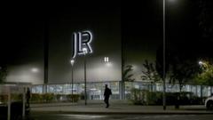 hundreds-of-jobs-to-go-at-jaguar-land-rover
