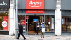 Read more about the article Sainsbury’s agrees to sell Argos for £120m