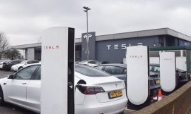 Demand for EVs drives new UK car market for 8th month