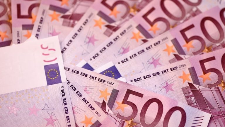 Read more about the article Income tax last month rose 12.7% on same period last year