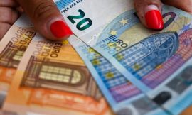 EVs, weddings and renovations push loans above €3 billion