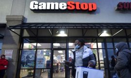 GameStop CEO considering withdrawal of eBay takeover bid