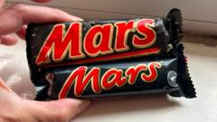 mars-bar-from-the-1990s-found-during-house-clearance