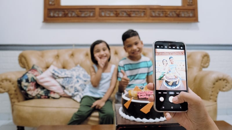 e615k-spent-warning-parents-of-sharing-photos-online,-dpc