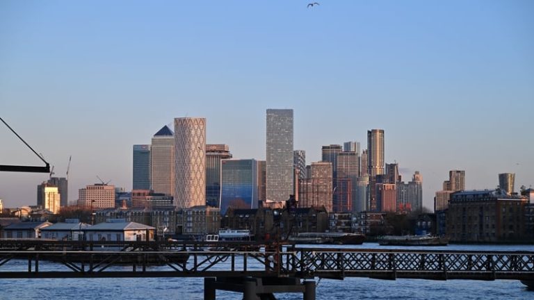 Read more about the article UK economy gains from Gulf ceasefire, World Cup and sun