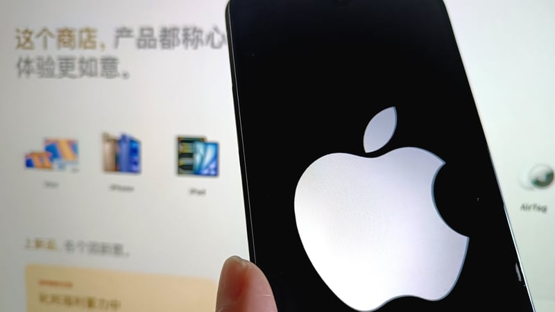 apple-trains-its-own-ai-model-for-china-market