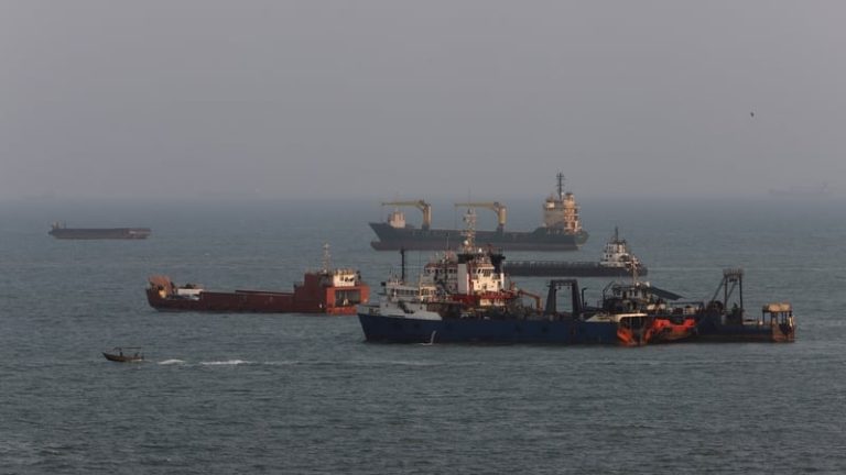 Read more about the article Oil rises on Iran war stalemate