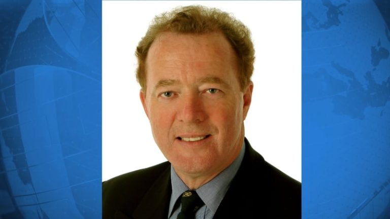 Read more about the article Money Doctor John Lowe dies aged 75