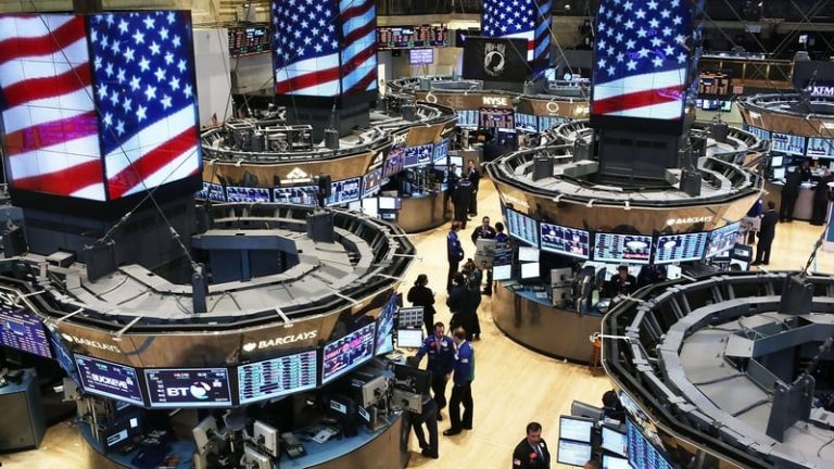 Read more about the article US national debt exceeds $40 trillion for first time