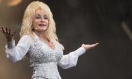 How Dolly Parton’s business acumen helped her succeed far beyond the charts