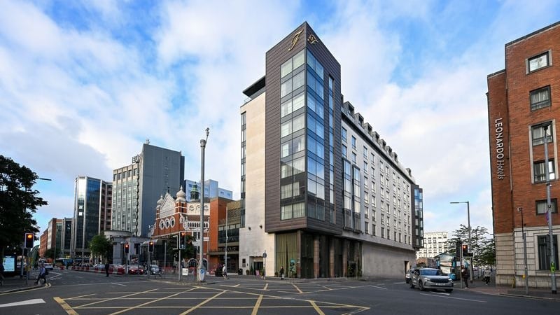 fitzwilliam-hotel-belfast-up-for-sale