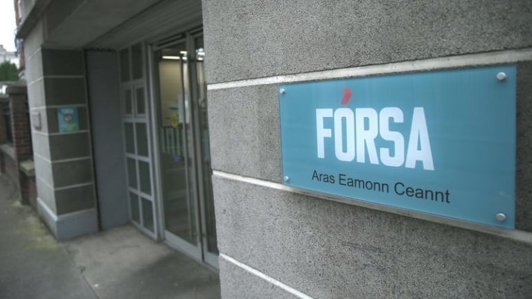 Read more about the article Fórsa members overwhelmingly back strike action over pay