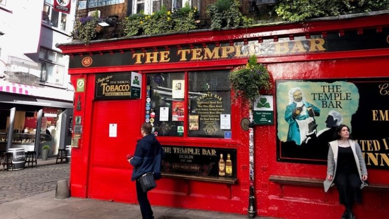 Read more about the article Profits at owner of Temple Bar pub surge to €9.6m