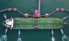 Oil heads for weekly gain as US-Iran fighting resumes