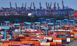German exports fall for first time in five months