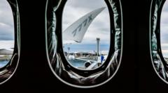 why-so-few-companies-make-aircraft-windows