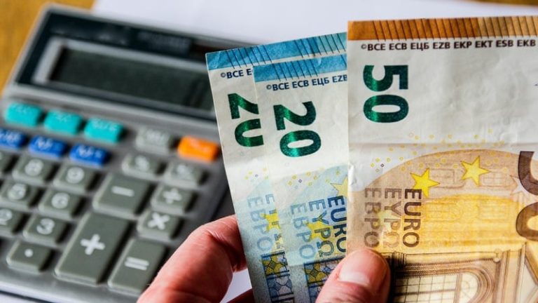Read more about the article Govt should reject proposed minimum wage increase – SFA