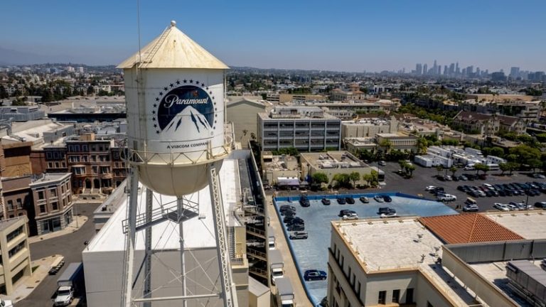 Read more about the article Paramount settles with US states over Warner Bros merger