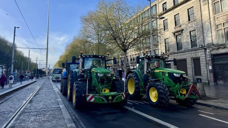 Read more about the article Further fuel protests not ruled out, says hauliers group