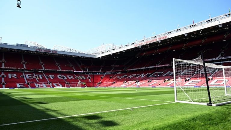 Read more about the article Manchester United posts record revenues but £47m loss