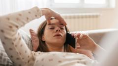 Read more about the article Off sick? You need to phone your boss, back-to-work adviser says