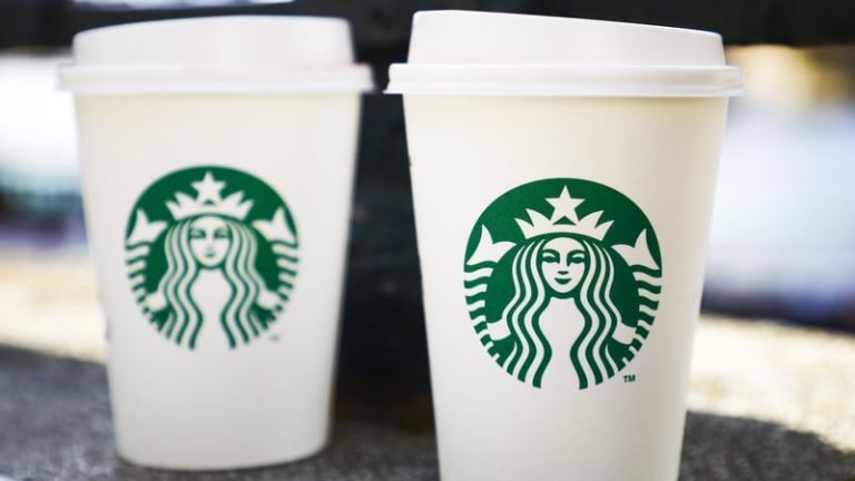 Read more about the article Starbucks to close another 250 coffeehouses in America