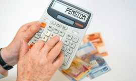 Govt considering raising State pension by €7.50 per week