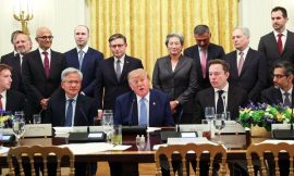 Trump touts self-regulation at AI bosses lunch