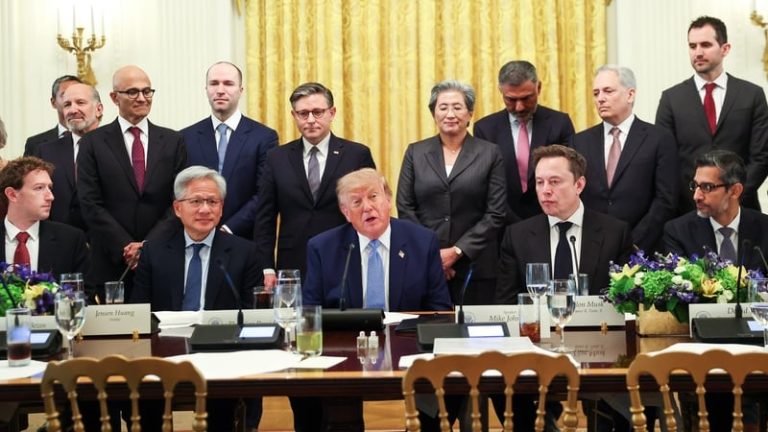 Read more about the article Trump touts self-regulation at AI bosses lunch