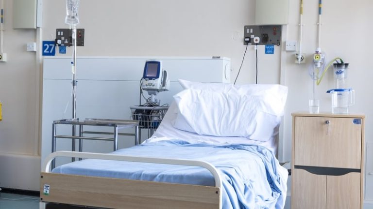 Read more about the article C&AG recommends HSE bed census to save time and money