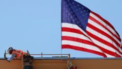 us-jobs-market-sees-sharp-slowdown-ahead-of-midterm-elections