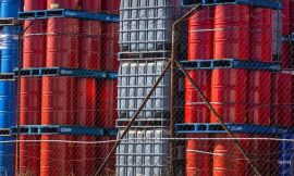 Oil falls as Trump comments ease supply concerns