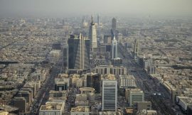 Saudi Arabia faces economic contraction as war woes mount