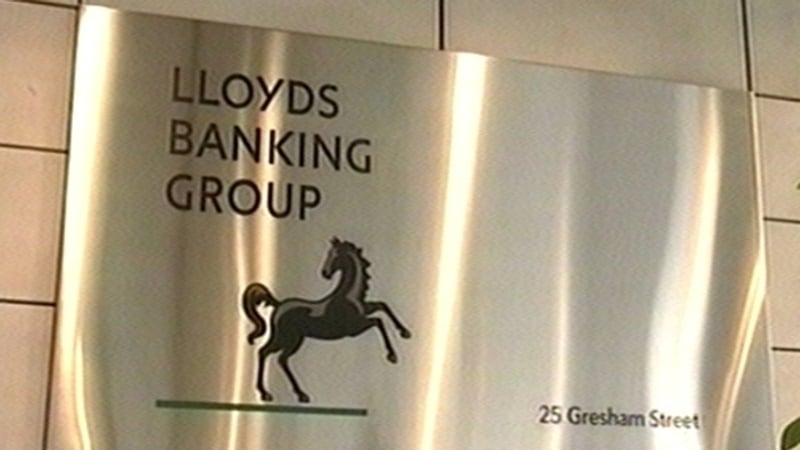lloyds-shares-drop-on-muted-third-quarter-results