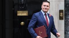 Read more about the article Streeting denies ‘kicking can down the road’ in defence spending row